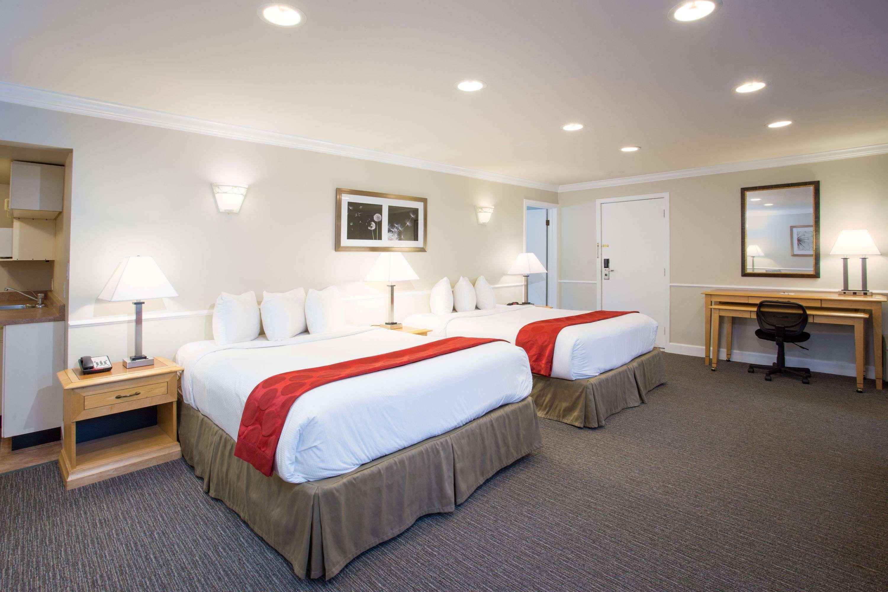 Ramada By Wyndham Duncan Cowichan Valley Bagian luar foto