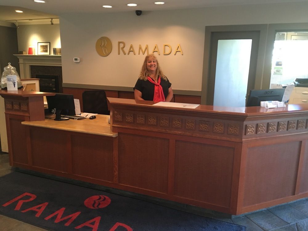 Ramada By Wyndham Duncan Cowichan Valley Bagian luar foto