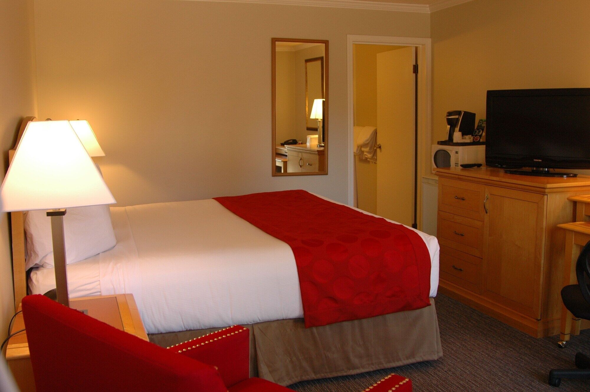 Ramada By Wyndham Duncan Cowichan Valley Bagian luar foto